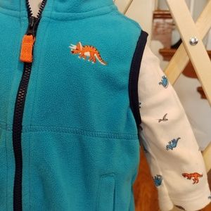 Carter's Shirts & Tops - šØ9m Carter's dinosaur long sleeve AndvestšØ Carter's Shirts & Tops - šØ9m Carter's dinosaur long sleeve AndvestšØ